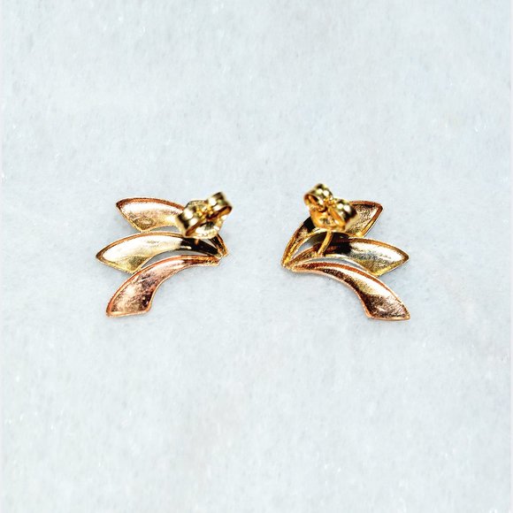 14k Solid Gold Leaf Earrings, Yellow Gold and Rose Gold - Picture 3 of 4